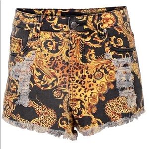 NWT MinkPink Outrageous Fortune Cutoff Shorts